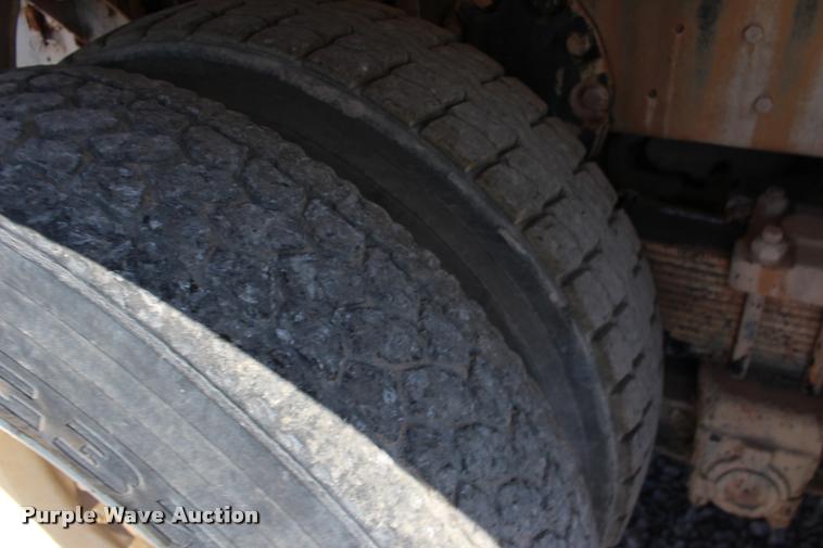 image for item DB0036 1981 Ford 8000 tank truck