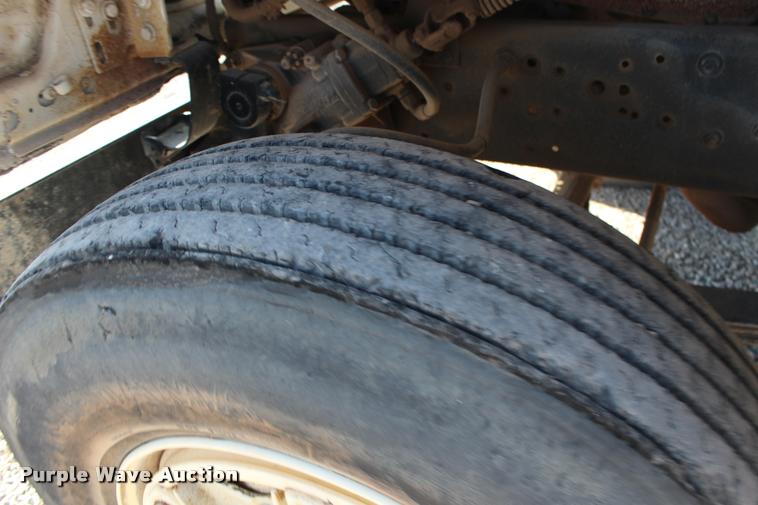 image for item DB0036 1981 Ford 8000 tank truck