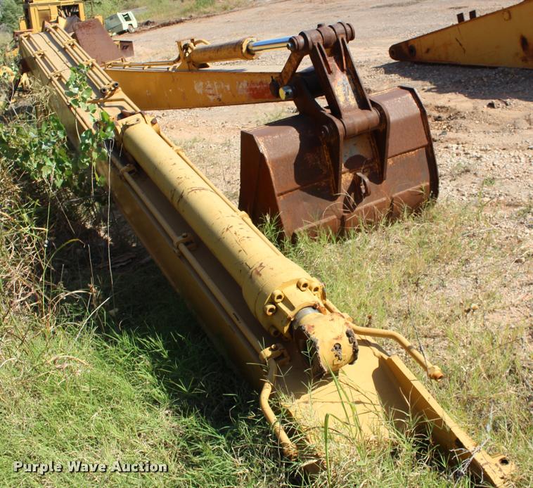 image for item DB0046 Caterpillar 320BC long reach boom stick and bucket
