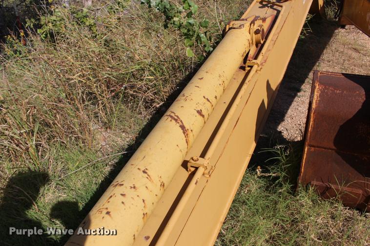 image for item DB0046 Caterpillar 320BC long reach boom stick and bucket
