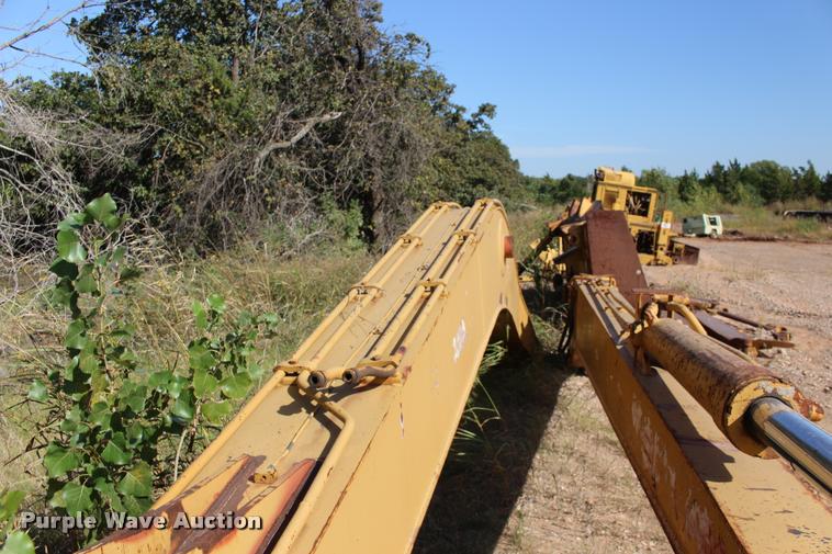 image for item DB0046 Caterpillar 320BC long reach boom stick and bucket
