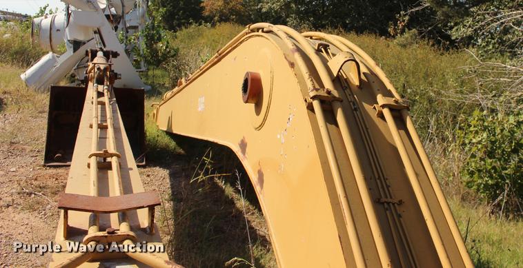 image for item DB0046 Caterpillar 320BC long reach boom stick and bucket