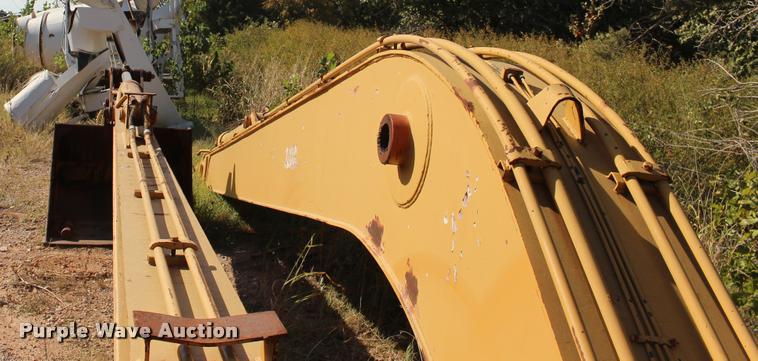 image for item DB0046 Caterpillar 320BC long reach boom stick and bucket