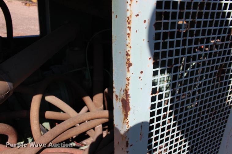 image for item DB0053 Sullair 185 air compressor