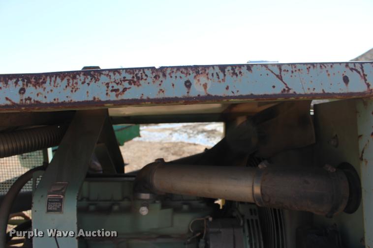 image for item DB0053 Sullair 185 air compressor