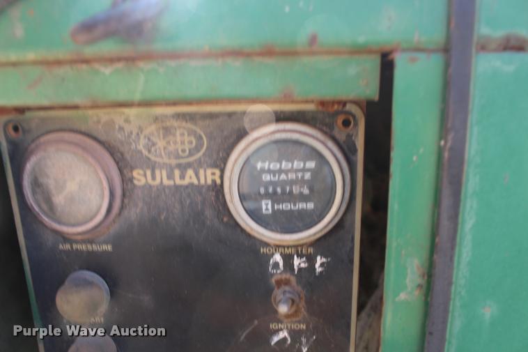 image for item DB0054 Sullair 185 air compressor
