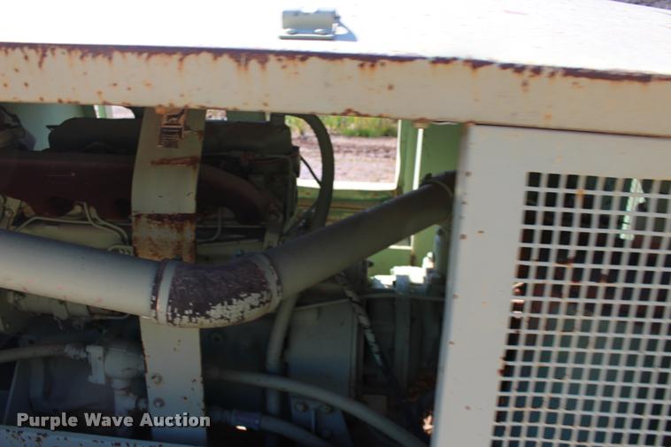 image for item DB0055 Sullair 185 air compressor