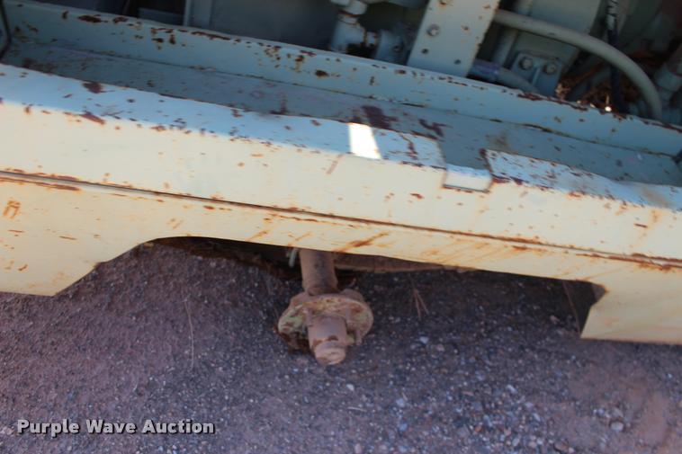 image for item DB0055 Sullair 185 air compressor