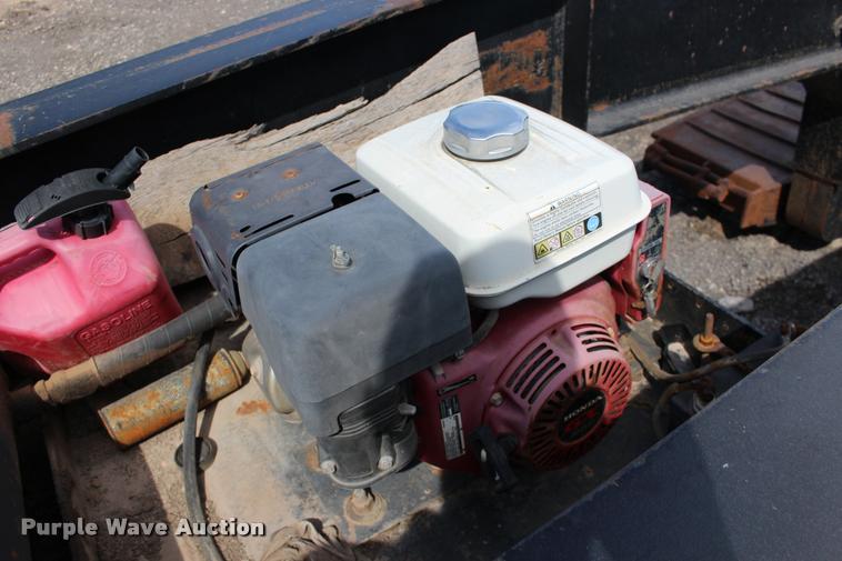 image for item DB0057 2005 Challenger RG-50 lowboy equipment trailer