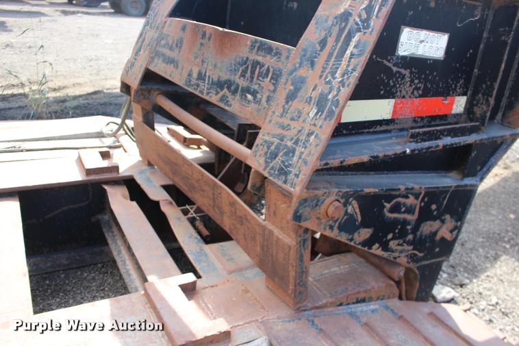 image for item DB0057 2005 Challenger RG-50 lowboy equipment trailer