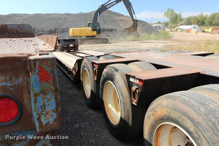 image for item DB0057 2005 Challenger RG-50 lowboy equipment trailer