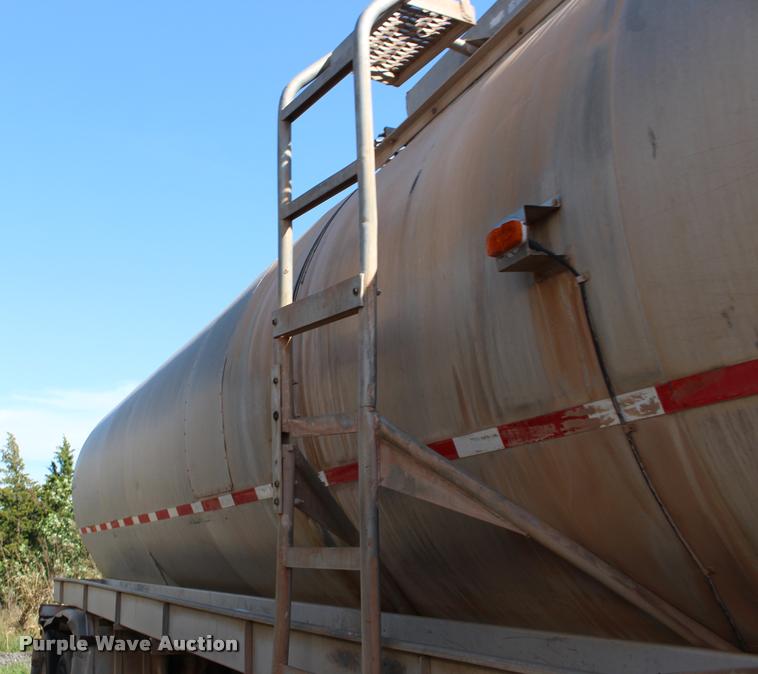 image for item DB0062 1987 Polar tank trailer