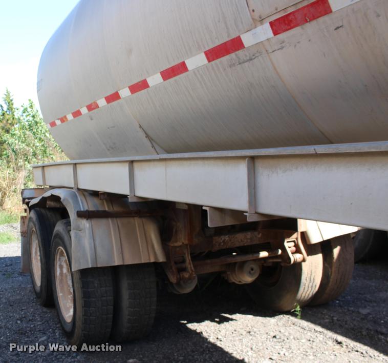 image for item DB0062 1987 Polar tank trailer
