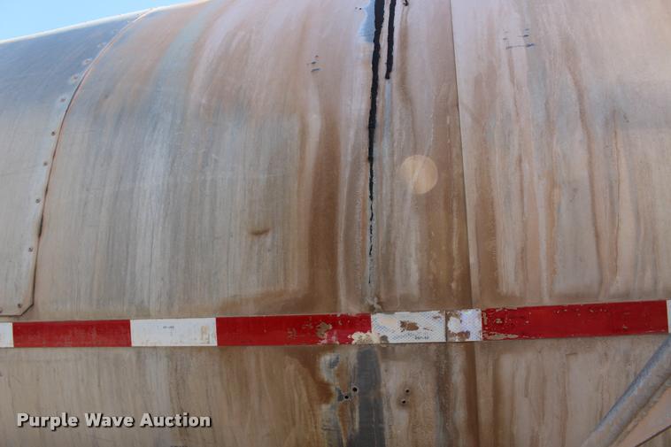 image for item DB0062 1987 Polar tank trailer