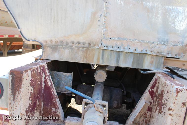 image for item DB0062 1987 Polar tank trailer