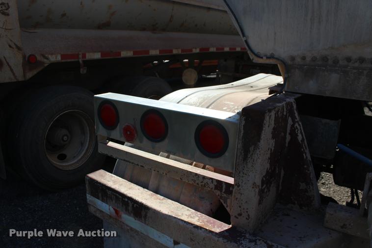 image for item DB0062 1987 Polar tank trailer