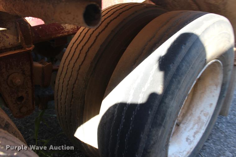 image for item DB0062 1987 Polar tank trailer