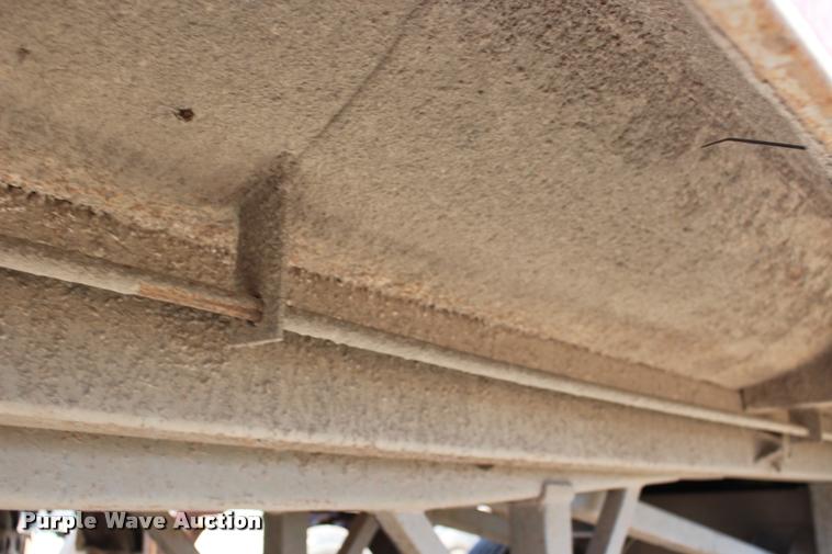 image for item DB0064 2003 Hilbilt barrel end dump trailer