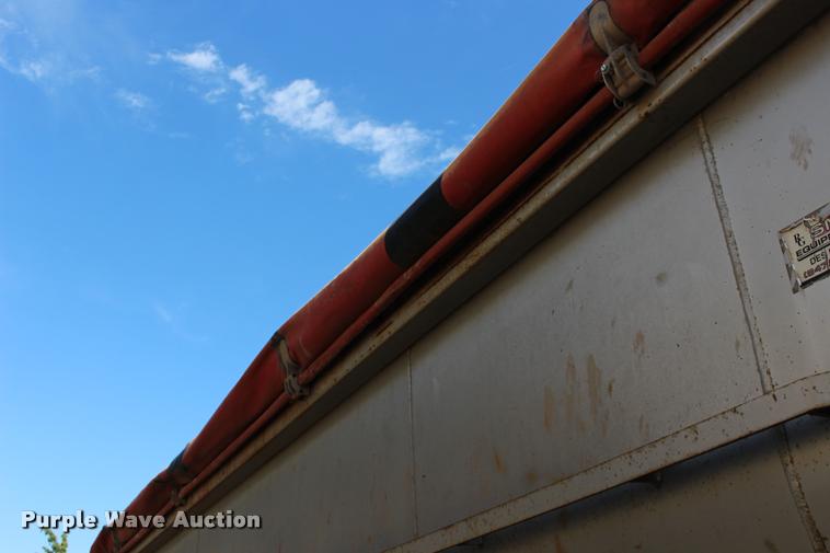 image for item DB0064 2003 Hilbilt barrel end dump trailer