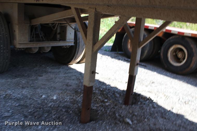 image for item DB0064 2003 Hilbilt barrel end dump trailer