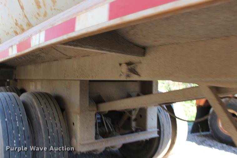 image for item DB0064 2003 Hilbilt barrel end dump trailer