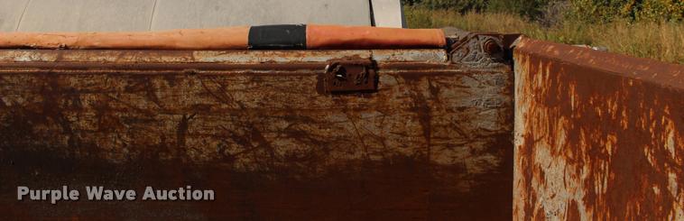 image for item DB0064 2003 Hilbilt barrel end dump trailer