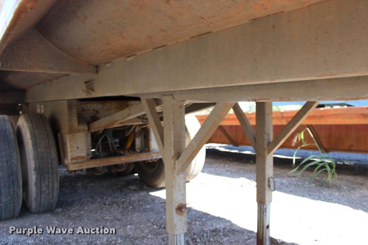 image for item DB0065 2003 Hilbilt barrel end dump trailer