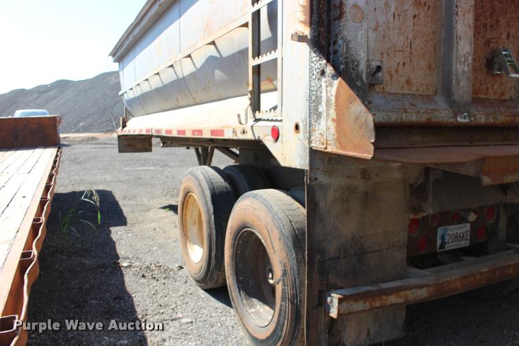 image for item DB0065 2003 Hilbilt barrel end dump trailer