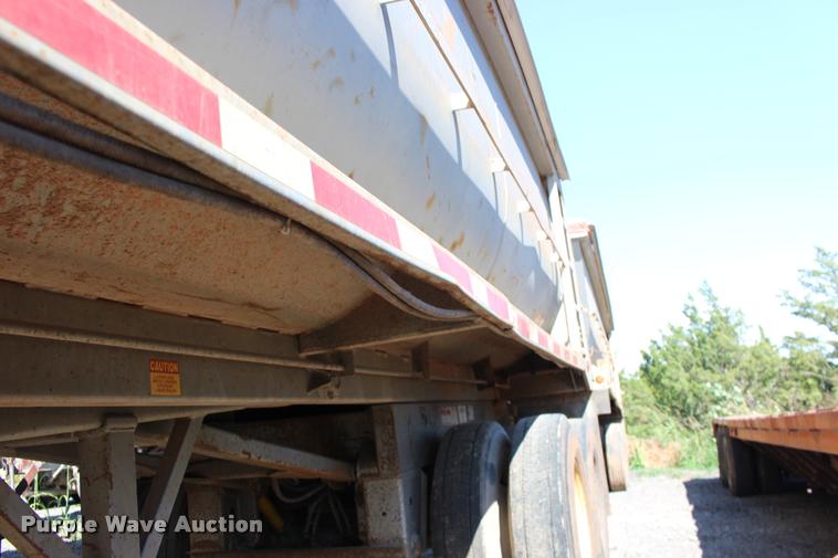 image for item DB0065 2003 Hilbilt barrel end dump trailer