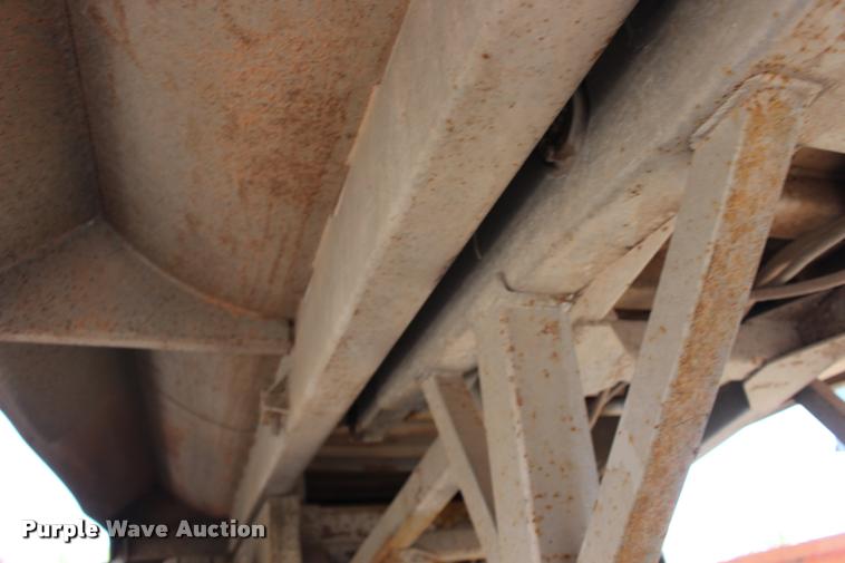 image for item DB0065 2003 Hilbilt barrel end dump trailer