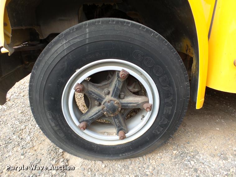 image for item DB0071 1985 Chevrolet 60 school bus