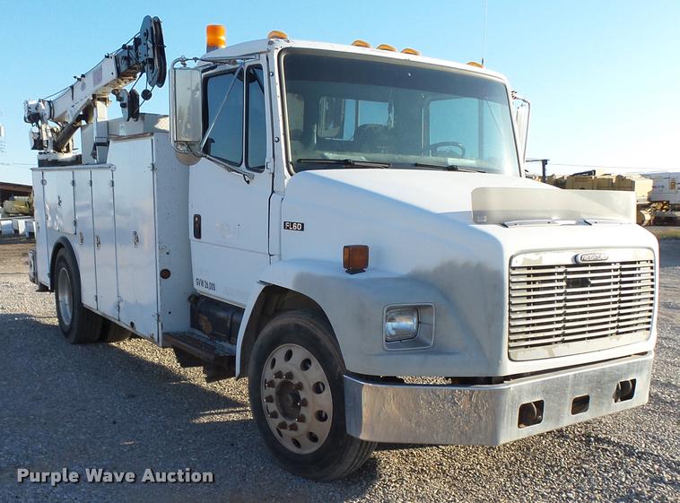 image for item DB0073 2001 Freightliner FL60 service truck with crane