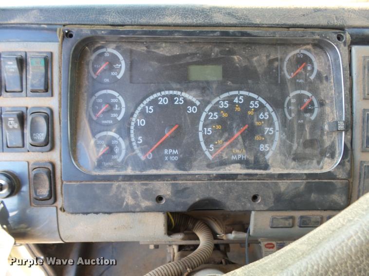 image for item DB0073 2001 Freightliner FL60 service truck with crane