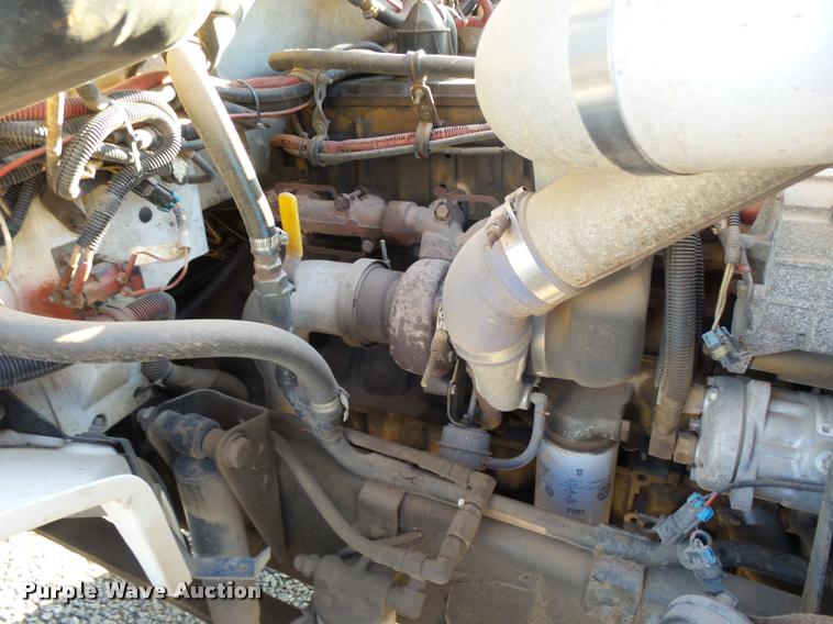 image for item DB0073 2001 Freightliner FL60 service truck with crane