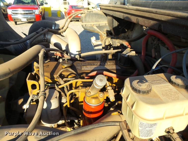 image for item DB0073 2001 Freightliner FL60 service truck with crane