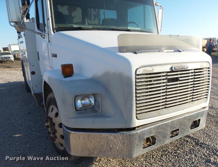 image for item DB0073 2001 Freightliner FL60 service truck with crane