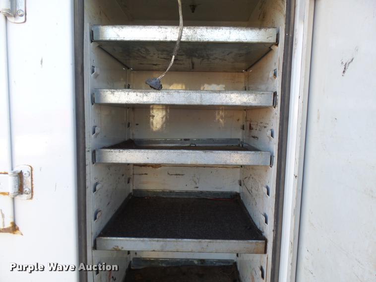 image for item DB0073 2001 Freightliner FL60 service truck with crane