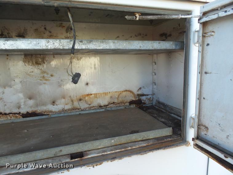 image for item DB0073 2001 Freightliner FL60 service truck with crane