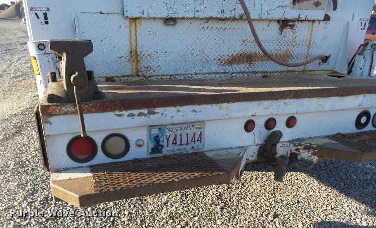 image for item DB0073 2001 Freightliner FL60 service truck with crane