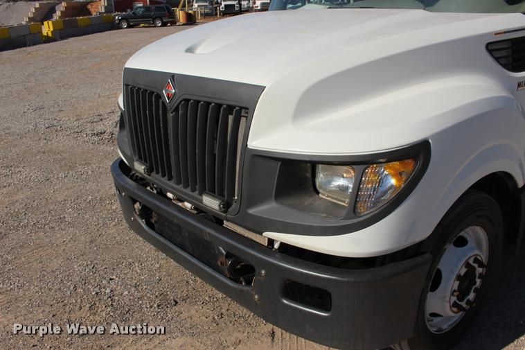 image for item DB0074 2013 International TerraStar service truck with crane