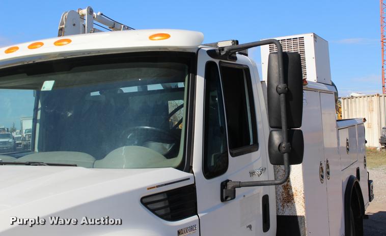 image for item DB0074 2013 International TerraStar service truck with crane