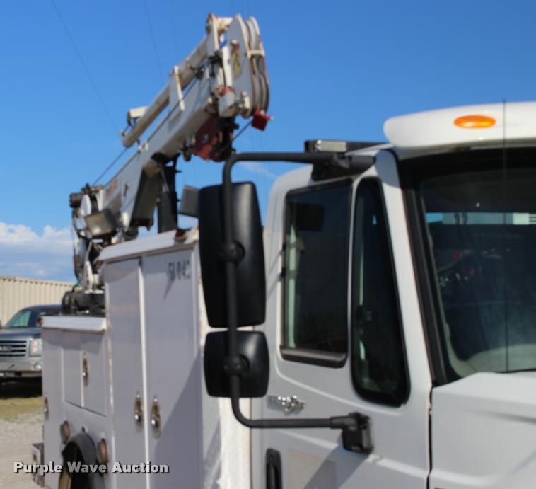 image for item DB0074 2013 International TerraStar service truck with crane