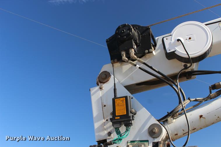 image for item DB0074 2013 International TerraStar service truck with crane