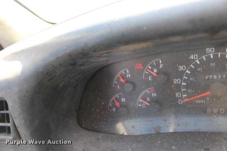 image for item DB0075 2010 Ford F750 Super Duty XL truck cab and chassis