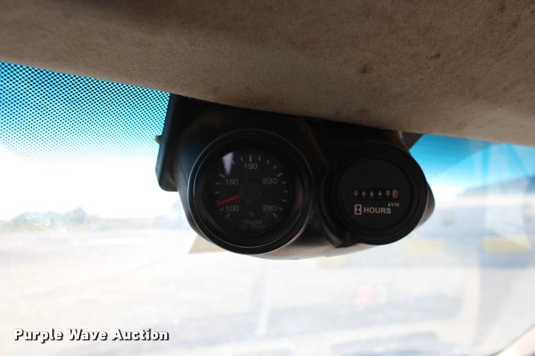 image for item DB0075 2010 Ford F750 Super Duty XL truck cab and chassis