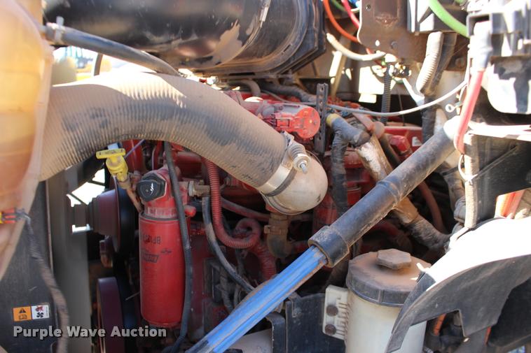 image for item DB0075 2010 Ford F750 Super Duty XL truck cab and chassis