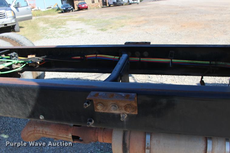 image for item DB0075 2010 Ford F750 Super Duty XL truck cab and chassis