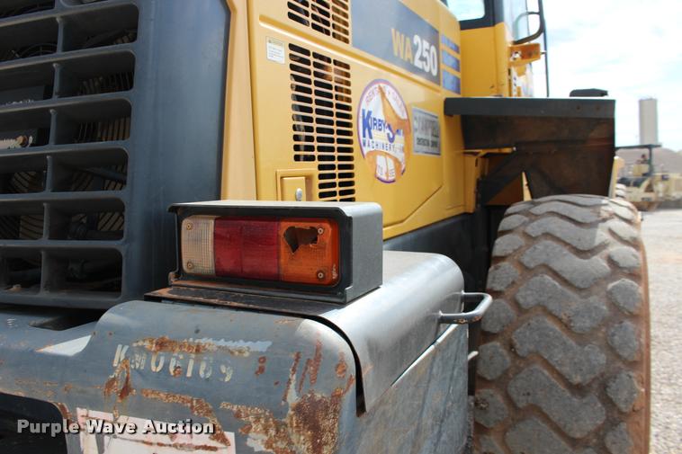image for item DB0078 2006 Komatsu WA250-5L wheel loader