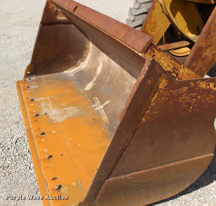 image for item DB0079 1985 Caterpillar 936 wheel loader