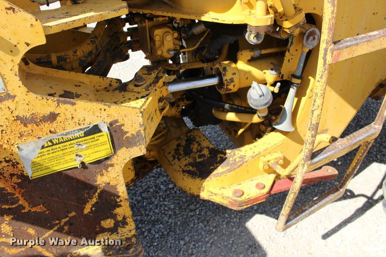 image for item DB0079 1985 Caterpillar 936 wheel loader